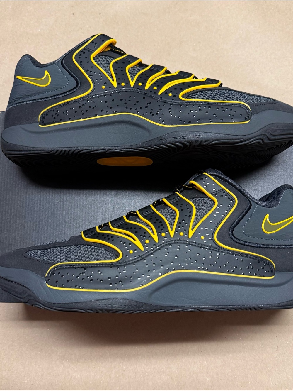 Nike Black and Yellow Low-Top Sneakers